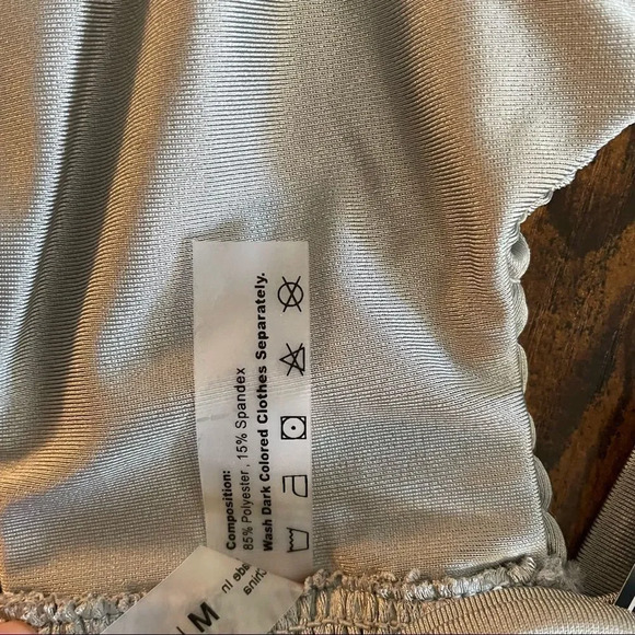 Zaful keyhole smocked string bikini top - Picture 5 of 8